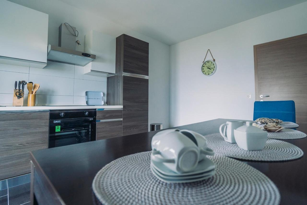 Apartmani Josip Podstrana Kültér fotó